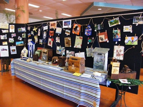 Fete du fil, Labastide rouairoux - art postal wall